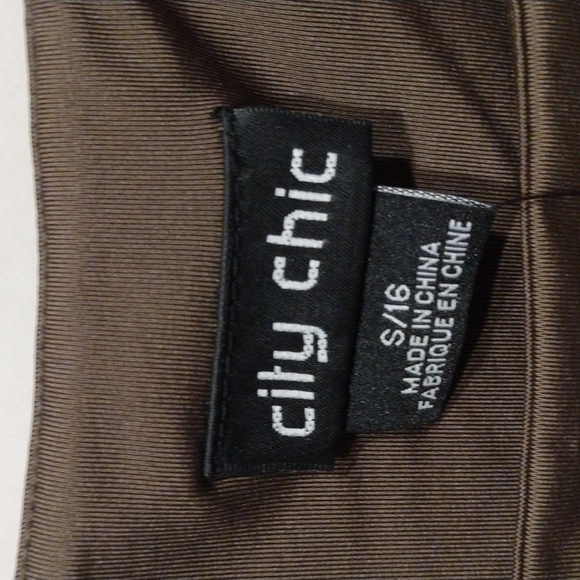 NWT City Chic Khaki Green Body Suit Essential Size S/16-Layering Casual Career - Picture 2 of 8